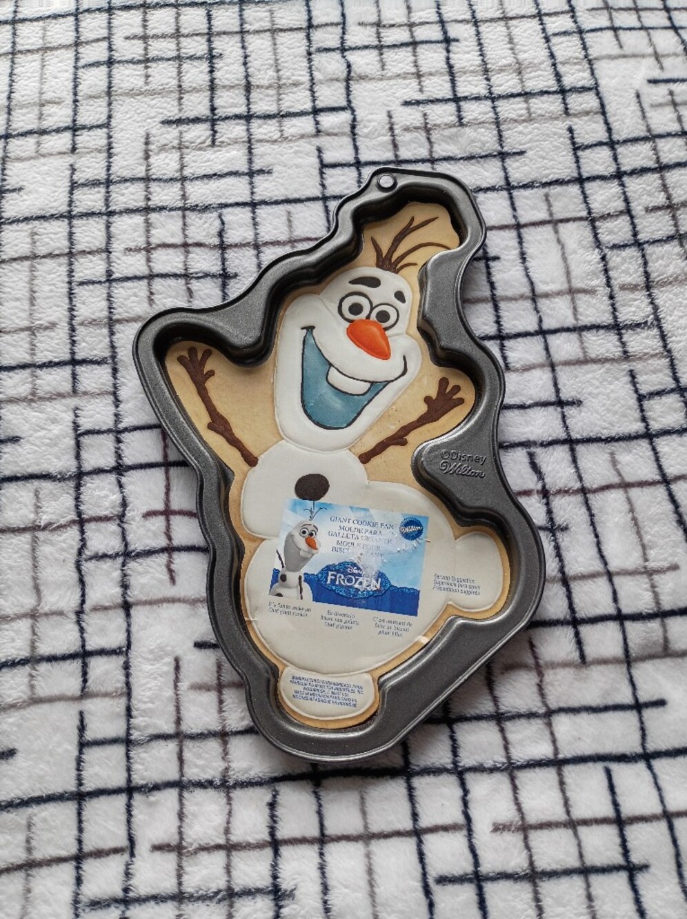 Disney Olaf Nonstick Cake Pan BRAND NEW